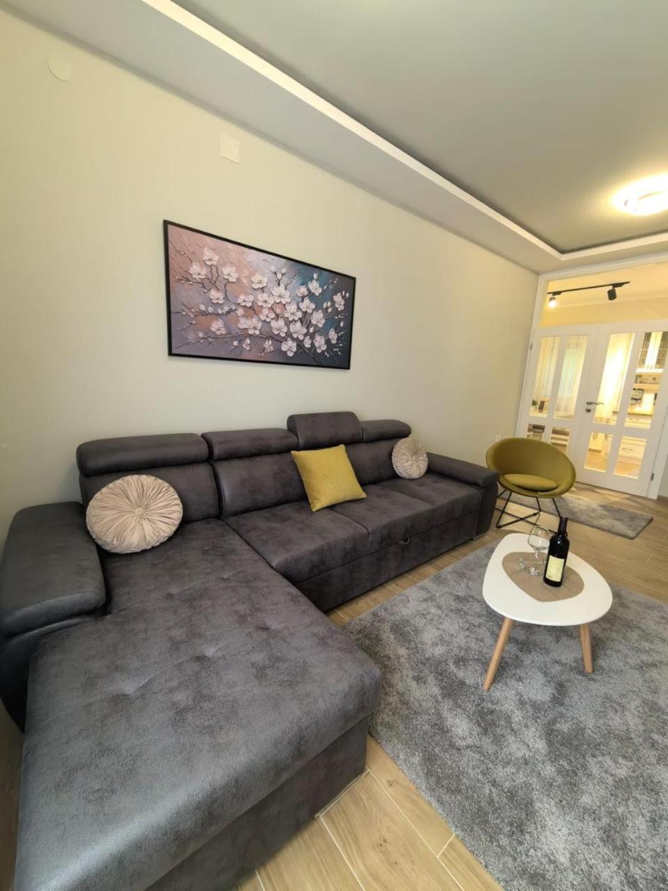 Sunny Hill - Parking - Fenced Garden - Luxury Loft Apartment Котор Екстериор снимка