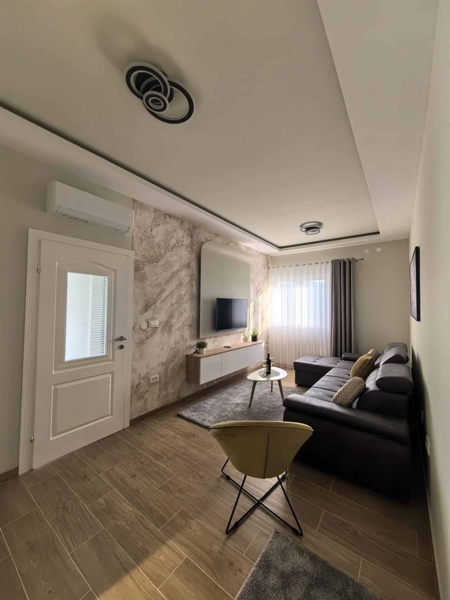 Sunny Hill - Parking - Fenced Garden - Luxury Loft Apartment Котор Екстериор снимка